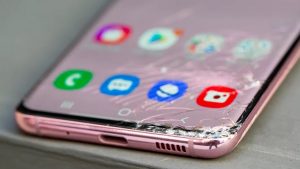 شکستن صفحه گوشی سامسونگ و تعمیر آن